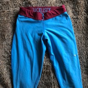 Nike three quarter length leggings